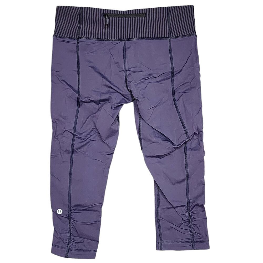 Lululemon‎ Cropped Leggings Purple size 8